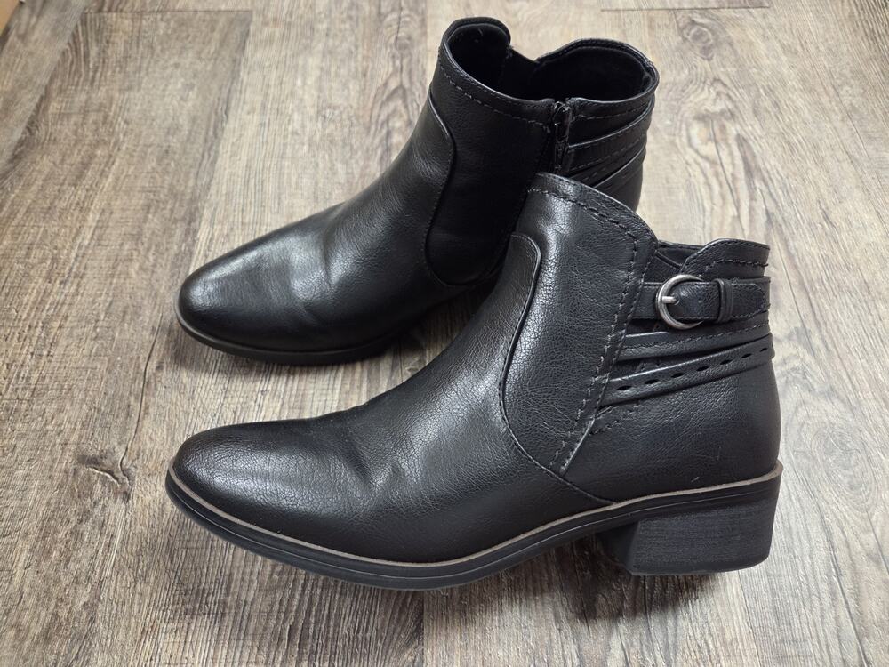 BARETRAPS Medley Ankle Booties 8.5W Black Leather Block Heel Zip Closure